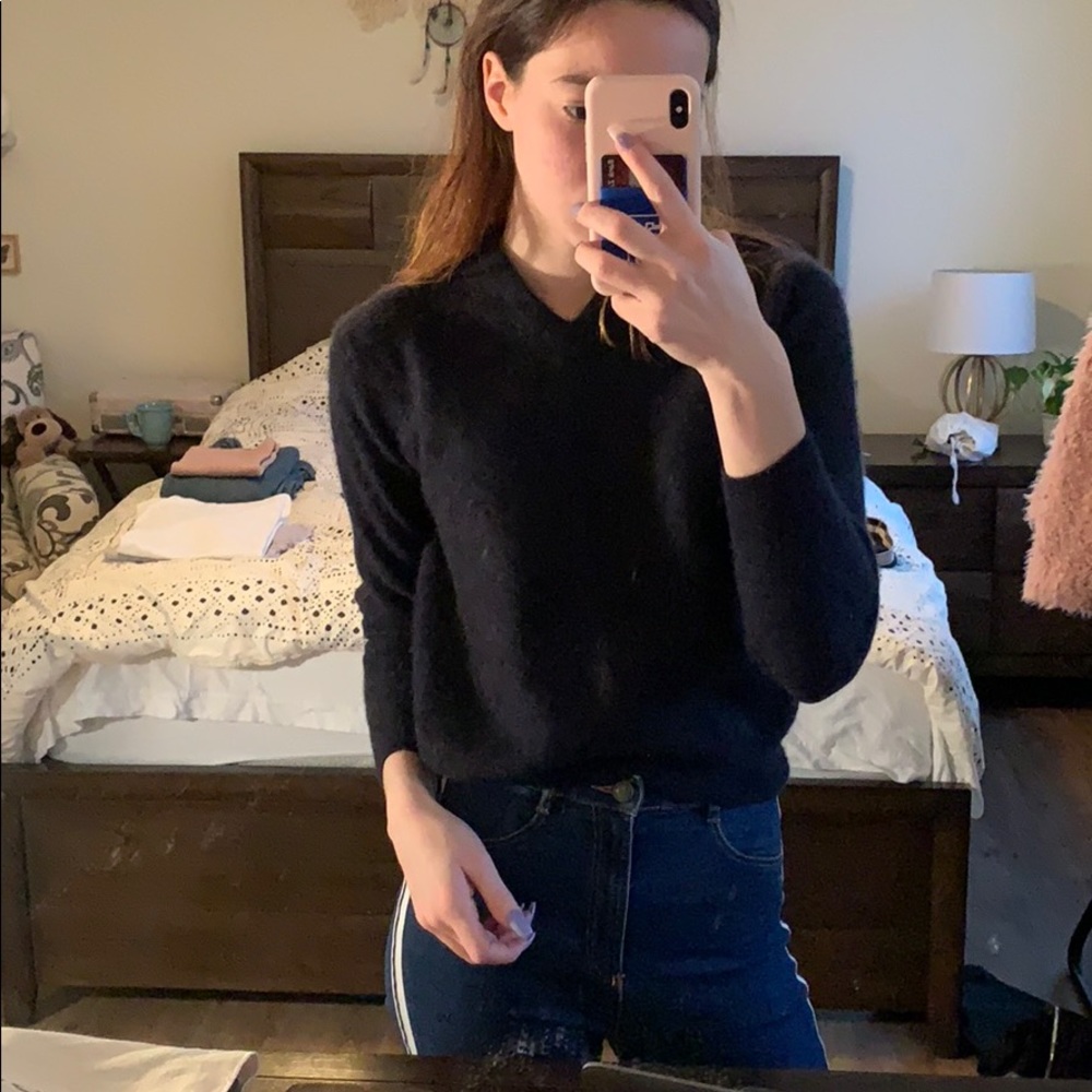Cashmere sweater